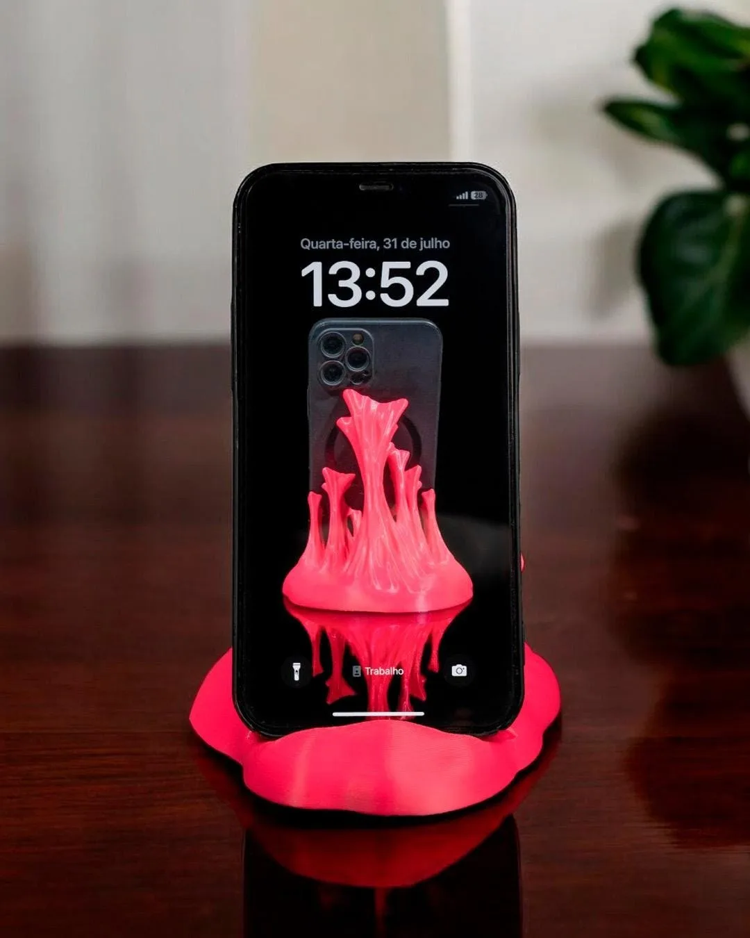 Sticky Situation – Handyhalter