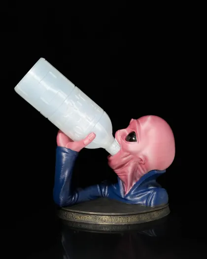 Alien – Weinflaschenhalter